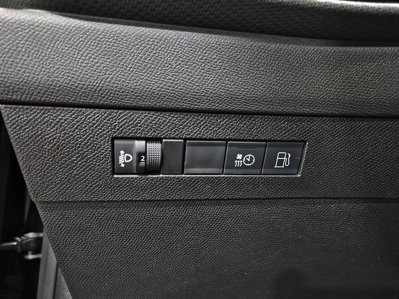Opel Astra 2022, foto 12