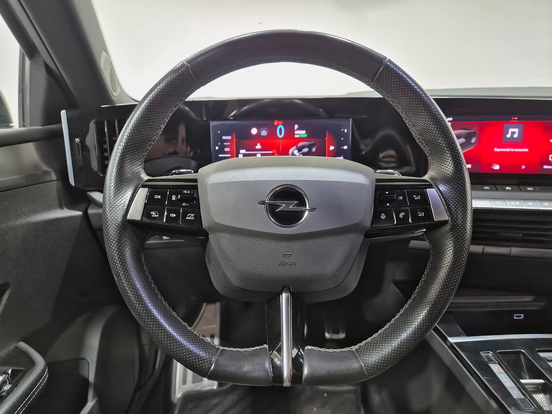 Opel Astra 2022, foto 19