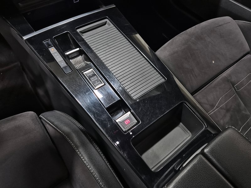 Opel Astra 2022, foto 29