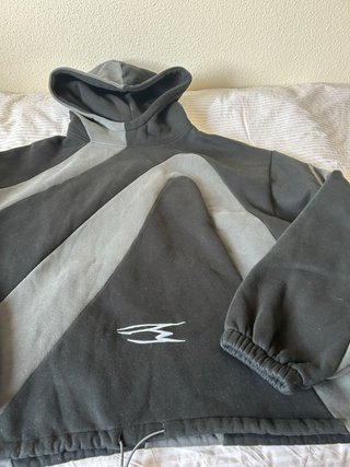 Sudadera NOEMOTIONS con capucha - Talla L