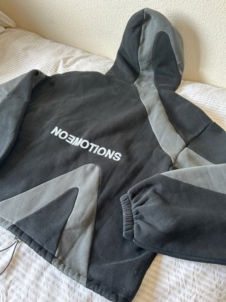 Sudadera NOEMOTIONS con capucha - Talla L