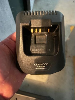 Cargador Kenwood KSC-30