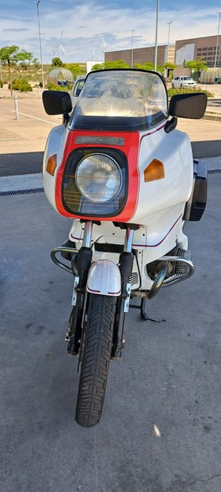 BMW R100RS Roja y Blanca
