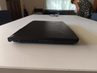 MSI Bravo 15 B5ED — Ryzen 7 5800H, RX 6500M, 16GB