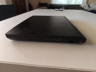 MSI Bravo 15 B5ED — Ryzen 7 5800H, RX 6500M, 16GB
