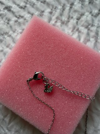 Conjunto Swarovski Collar y Pendientes Corazón