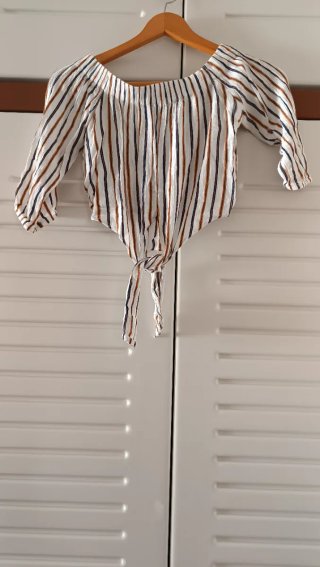 Top PULL&BEAR manga francesa rayas