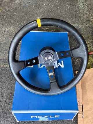 Volante GT2i Desplazado 3 palos