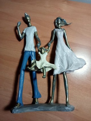 Figura Resina Familia DCasa Arte