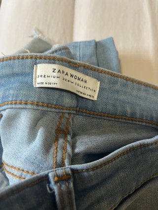 Pantalón pitillo Zara Talla S/36