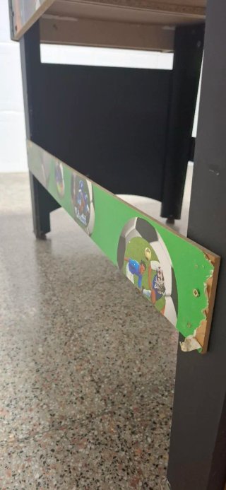 Futbolín grande de pie + 3 pelotas