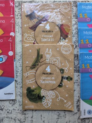 Libros 4º Primaria Santillana y Anaya