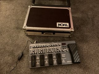 Pedalera Multiefectos Boss ME-80 + Flightcase