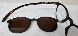 3 Gafas de lectura grises y marrones