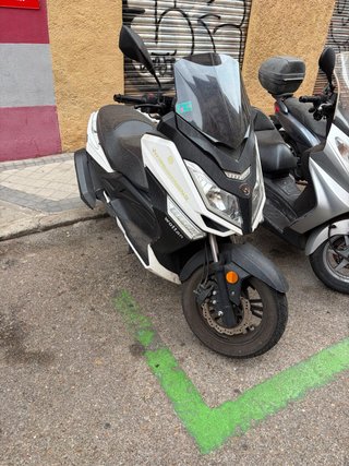 Moto Wottan Storm 125 Estropeada