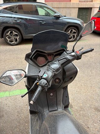 Moto Wottan Storm 125 Estropeada