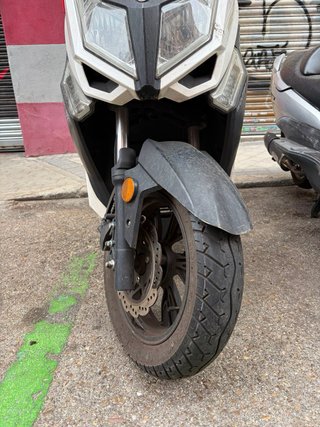 Moto Wottan Storm 125 Estropeada