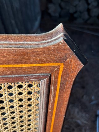 Cabecero antiguo madera y mimbre