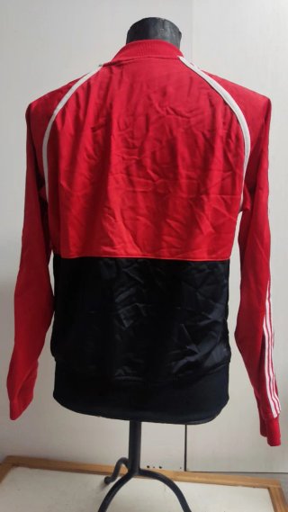 Chaqueta Vintage Adidas talla XS Preciosa!