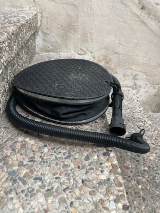 Hinchador Quechua para colchón de camping