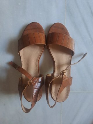 Sandalias