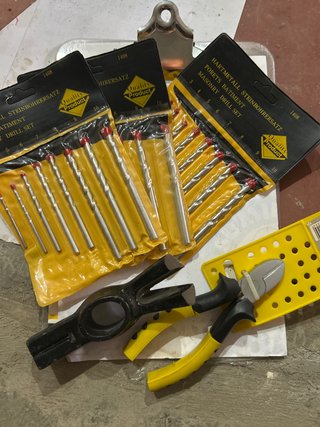 Pack Martillo Uña + 3 Brocas Masonería