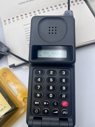 SUPER LOTE COLECCIÓN MÚSEO: 2 Teléfonos Vintage
