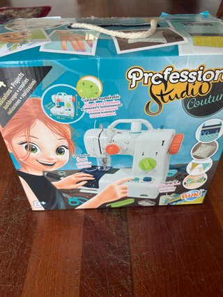 Máquina de coser de juguete