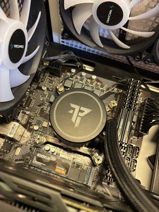 PC Gaming RTX 3050 8GB + i5-10400F + 16GB + 1TB NV
