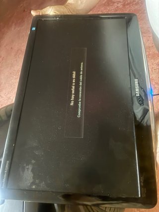 lote Televisor Samsung cony Lg sin mando ni cable