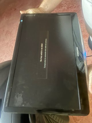 lote Televisor Samsung cony Lg sin mando ni cable