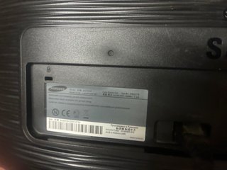 lote Televisor Samsung cony Lg sin mando ni cable