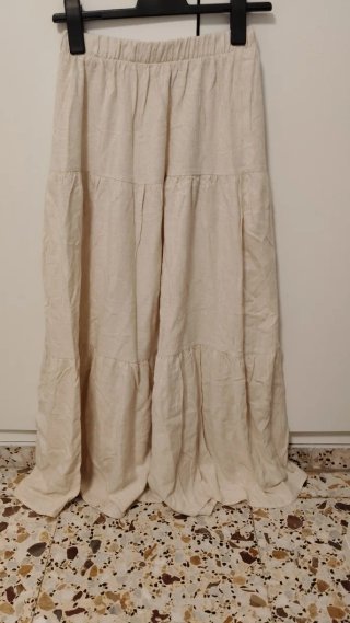 Falda larga Stradivarius beige Talla S
