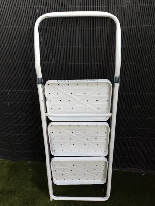 Escalera plegable 3 peldaños