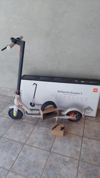 Patinete Eléctrico Xiaomi Scooter 3