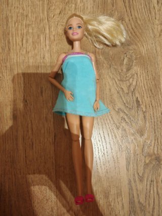 Barbie, Frozen, Ariel e altre bambole