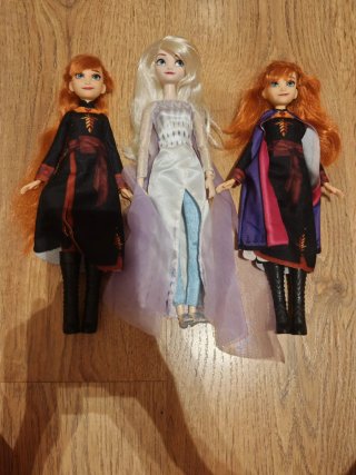 Barbie, Frozen, Ariel e altre bambole