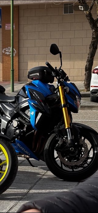 Suzuki GSX S750 Negra/Azul