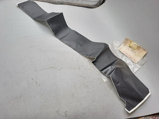 Audi VW Skoda Felicia Lamina adhesivo 6UC0853151