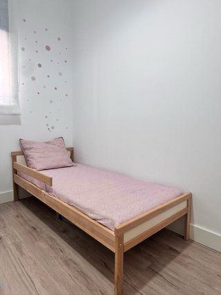 Cama infantil IKEA con colchón