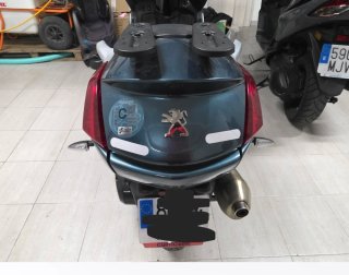 Peugeot Metropolis 400 - Carnet B