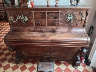 Piano Pleyel Antiguo - 120 años