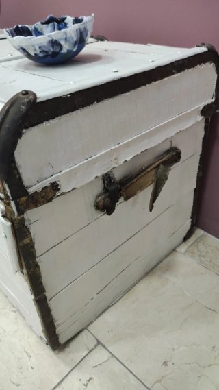 Gratis (regalo) Baúl antiguo para restaurar