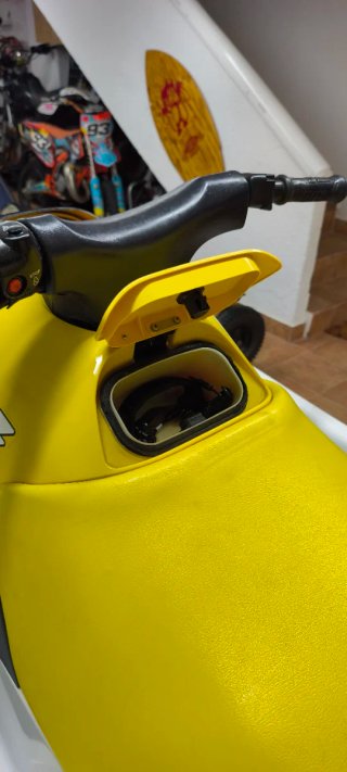 Yamaha GP760 con remolque