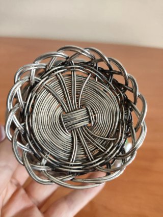 Cestita plateada