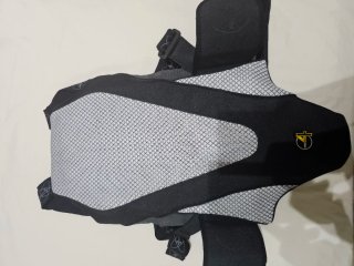 Espaldera Moto Forcefield