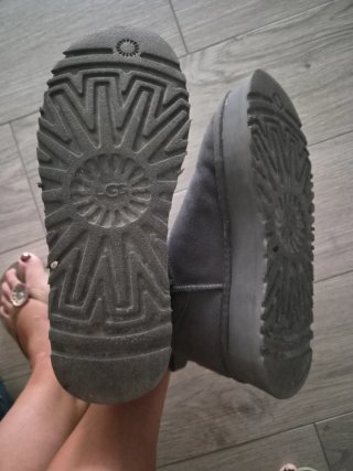 Botas UGG Mini Plataforma Grises