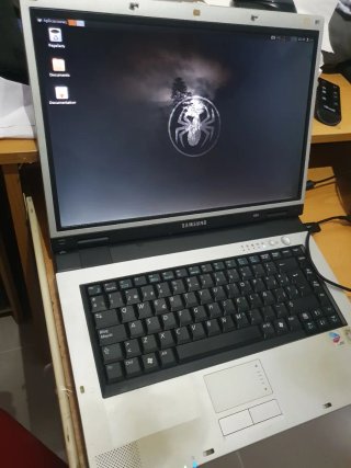Samsung R50 Plata