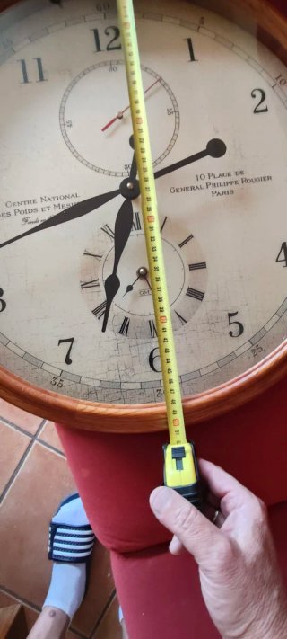Reloj vintage madera 3 esferas.