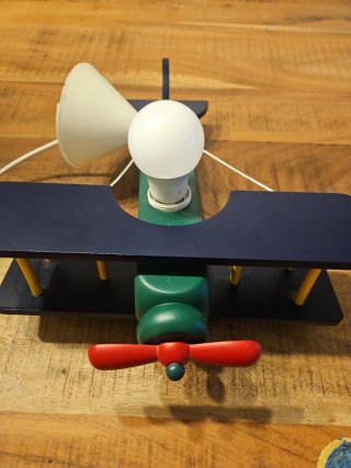 Lámpara avión infantil